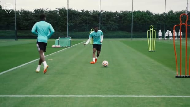 Arsenal work hard ahead of Chelsea show down